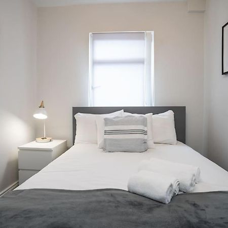 Cozy Townhouse, Walking Distance To Belfast City Dış mekan fotoğraf